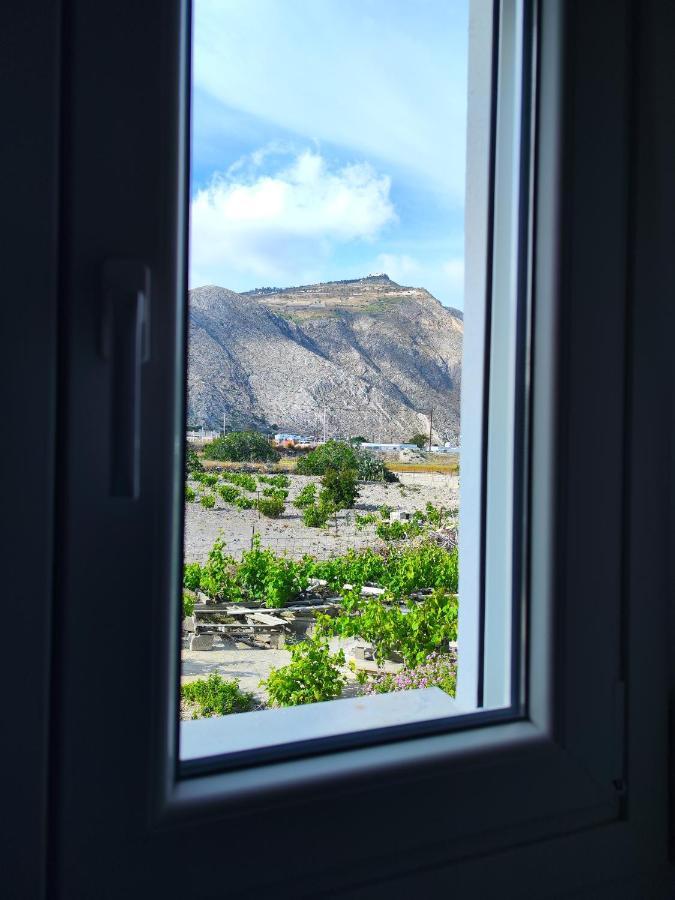 Oasis Apartment Perissa (Santorini)