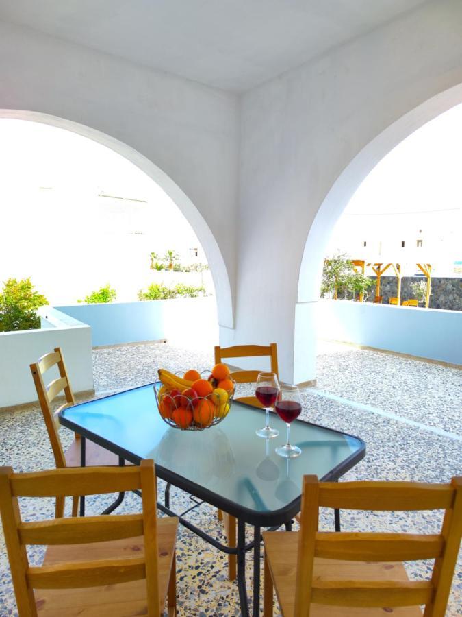 Apartment Oasis Perissa (Santorini)